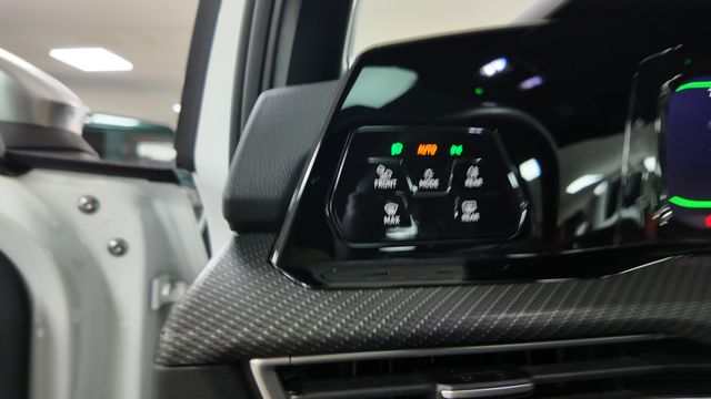 Volkswagen Golf R VIII 2.0 TSI 333cv 20 Aniver.