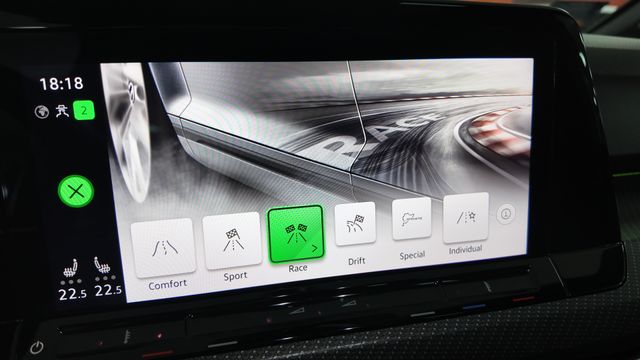 Volkswagen Golf R VIII 2.0 TSI 333cv 20 Aniver.