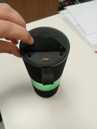 Altavoz KIMSO Negro con Luces LED