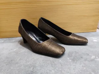 Zapatos de fiesta, salón oro viejo talla 36