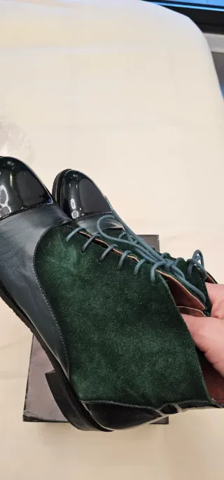 Botines verdes de cuero