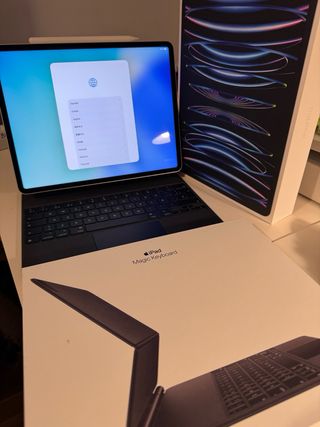 iPad Pro 13 M2 con Magic KeyBoard y Apple Pencil