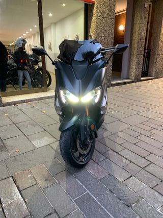 YAMAHA T-MAX 530 DX
