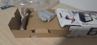 Nintendo 2DS ,caja manuales