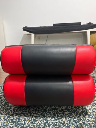 Sillón balanceable piel sintética rojo/negro