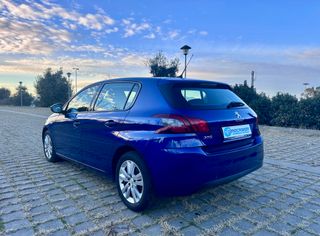 PEUGEOT 308 GT Line 1.5 BlueHDi EAT8 Automático