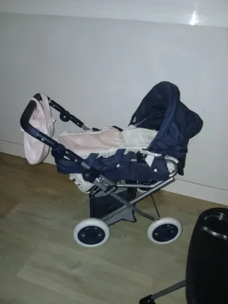 Carrito reclinable con capota y silla de comer