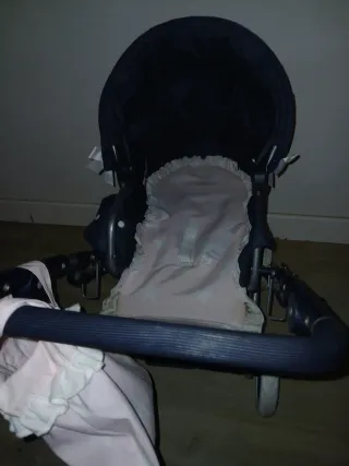 Carrito reclinable con capota y silla de comer