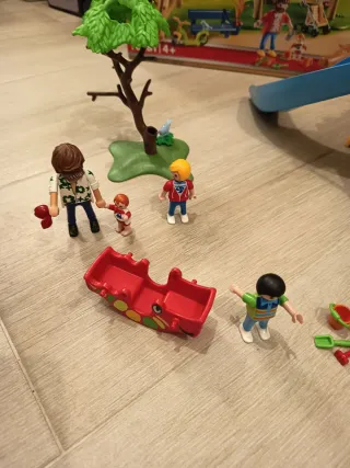 Playmobil City Life 70281 Parque Infantil
