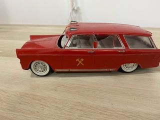 Coche Seat 1400 Rico Rojo