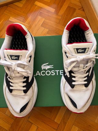 Zapatillas Lacoste Blancas y Rojas
