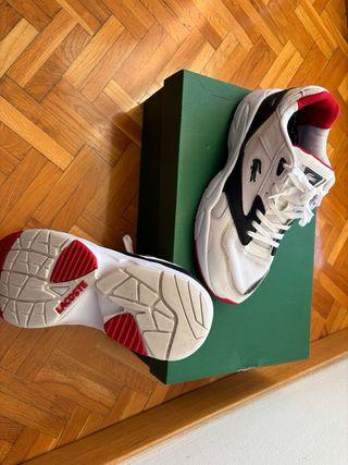 Zapatillas Lacoste Blancas y Rojas