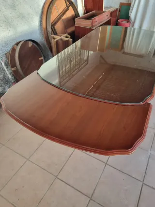 Mesa de salón madera con cristal