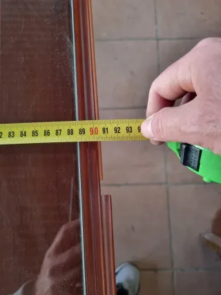 Mesa de salón madera con cristal