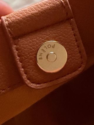 Bolso Polène marrón sin usar, con bolsa de tela.