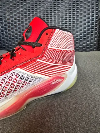 Nike Jordan Rojas y Blancas EU 42