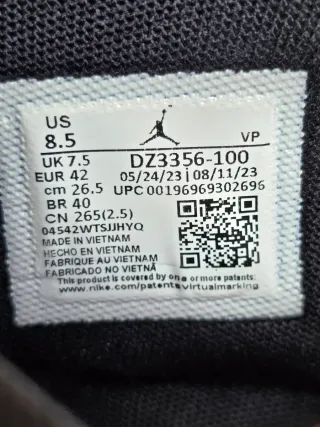 Nike Jordan Rojas y Blancas EU 42