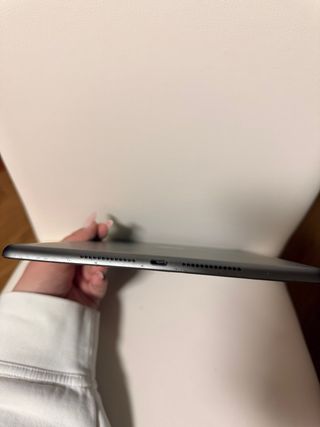 iPad (8 generación 10,2" 2020) Gris Espacial.