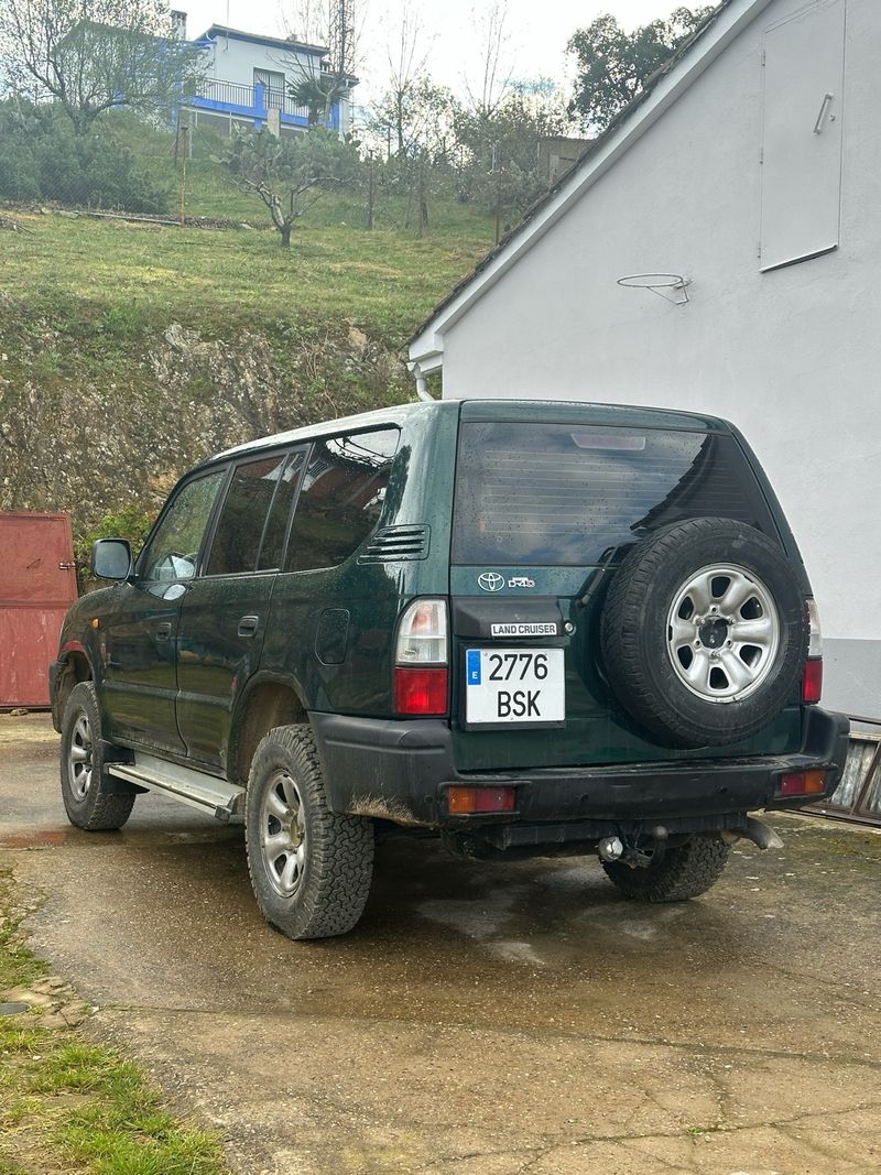 Toyota Land Cruiser 90 2001 - foto 1