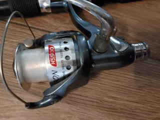 Canna da pesca con mulinello