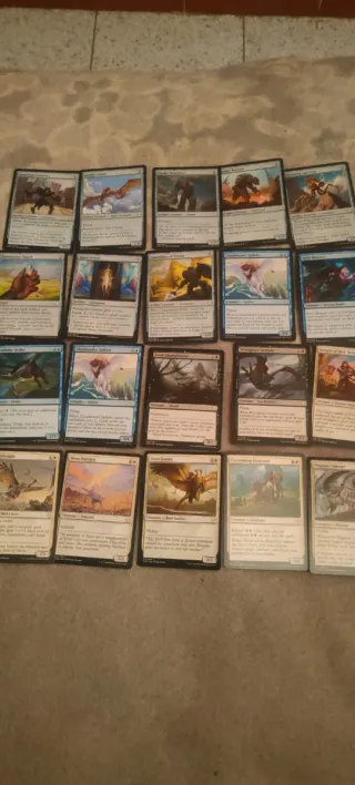 – Dominaria multicolor 300 cartas.