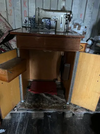 Máquina de coser Wertheim