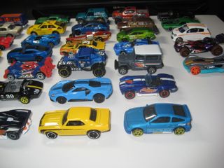 Colección Coches Escala 1:64