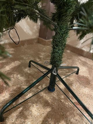 Árbol de Navidad (sin adornos)