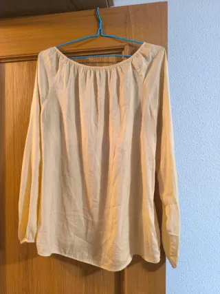 Blusa Trucco amarilla manga larga