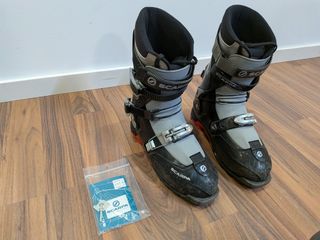 Botas Esquí Travesía Talla 29.5 + Crampones