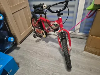 Bicicleta infantil Cars Roja