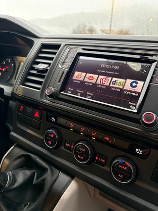 Volkswagen T6 Caravelle 2018 NACIONAL