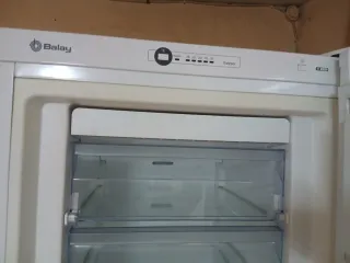 Congelador vertical Balay