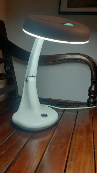 Lámpara Lupa Blanca