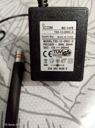 Walkie ICOM IC-V82 Transceiver VHF   7w de salida.