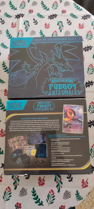 Caja Entrenador Élite Pokémon Fuego Fantasmales
