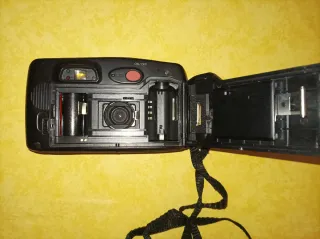 Cámara Samsung AF Zoom 800 Analógica Funcional.