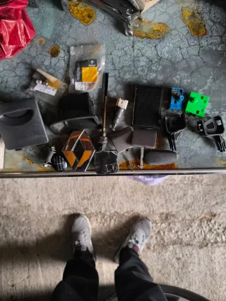 Lote de recambios Renault Laguna 2 turbo nuevo