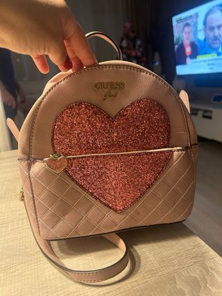 Mochila Guess Corazón Rosa Glitter