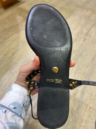 Sandalias Zara Tachas Negras Talla 35