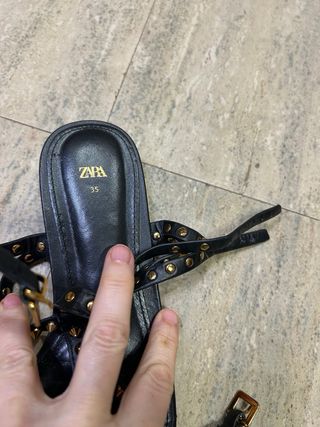 Sandalias Zara Tachas Negras Talla 35