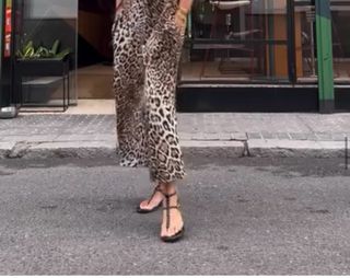 Sandalias Zara Tachas Negras Talla 35