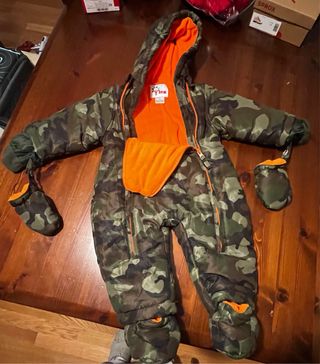 Buzo invierno camuflaje 9-12 meses