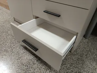 Armario 2 puertas beige madera