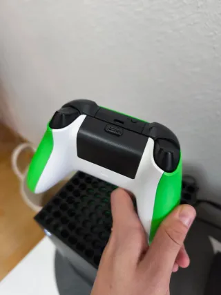 Xbox Series X 1TB con mando y 3 juegos