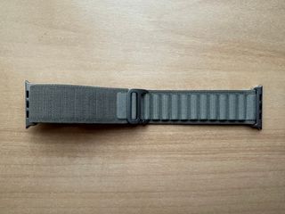 Apple Watch ULTRA 49mm. Olive Alpine Loop L