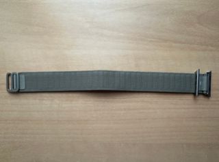 Apple Watch ULTRA 49mm. Olive Alpine Loop L