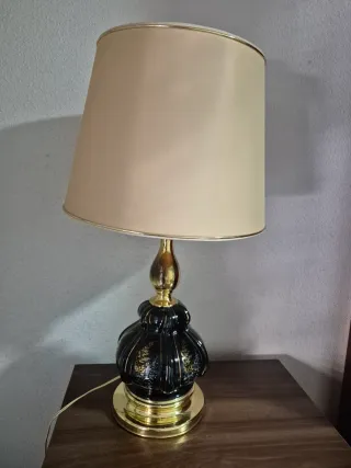 Lámpara de mesa cerámica vintage dorada