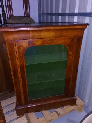 Vitrina antigua madera y cristal