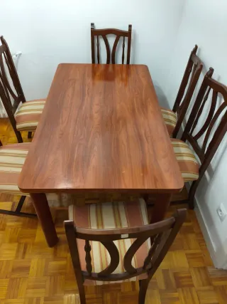 Mesa comedor extensible con 6 sillas